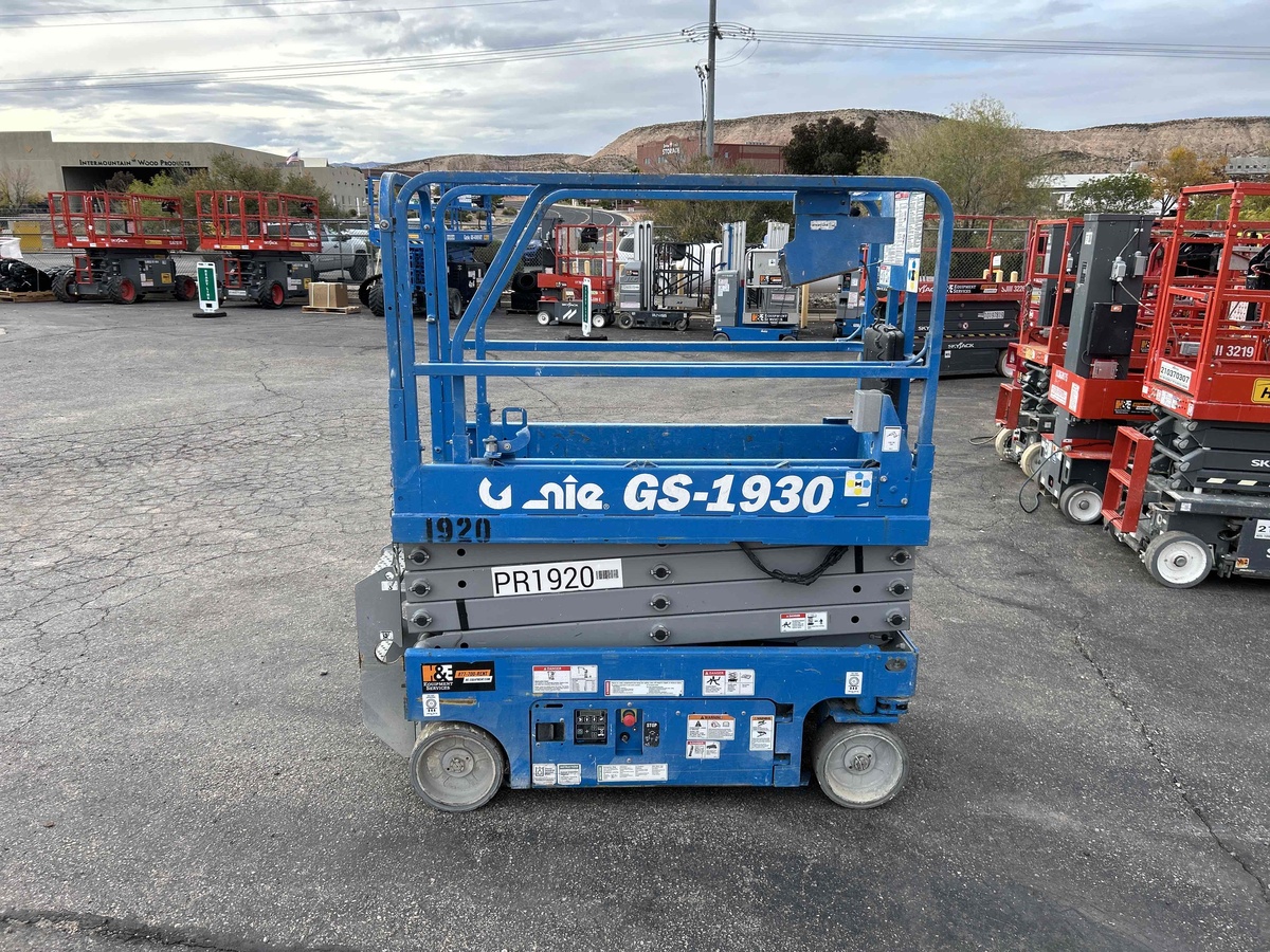 2016 Genie GS-1930