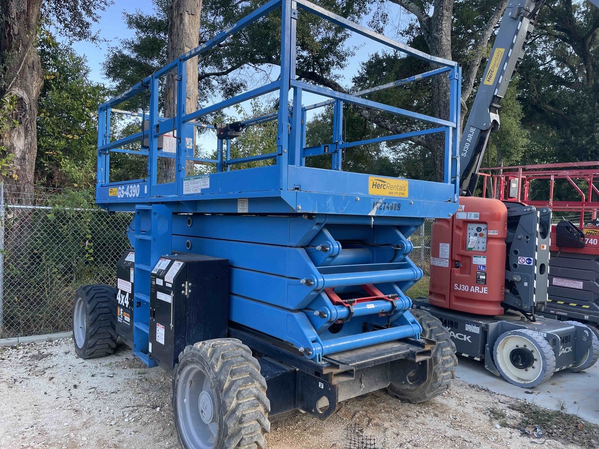 2019 Genie GS-4390 RT