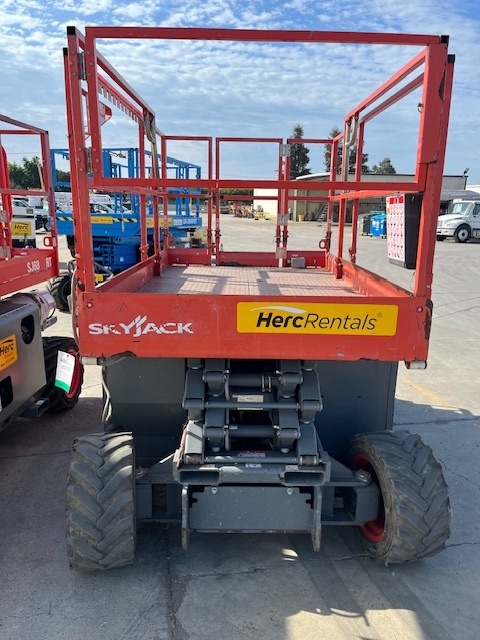 2018 Skyjack SJ-6826RT-5