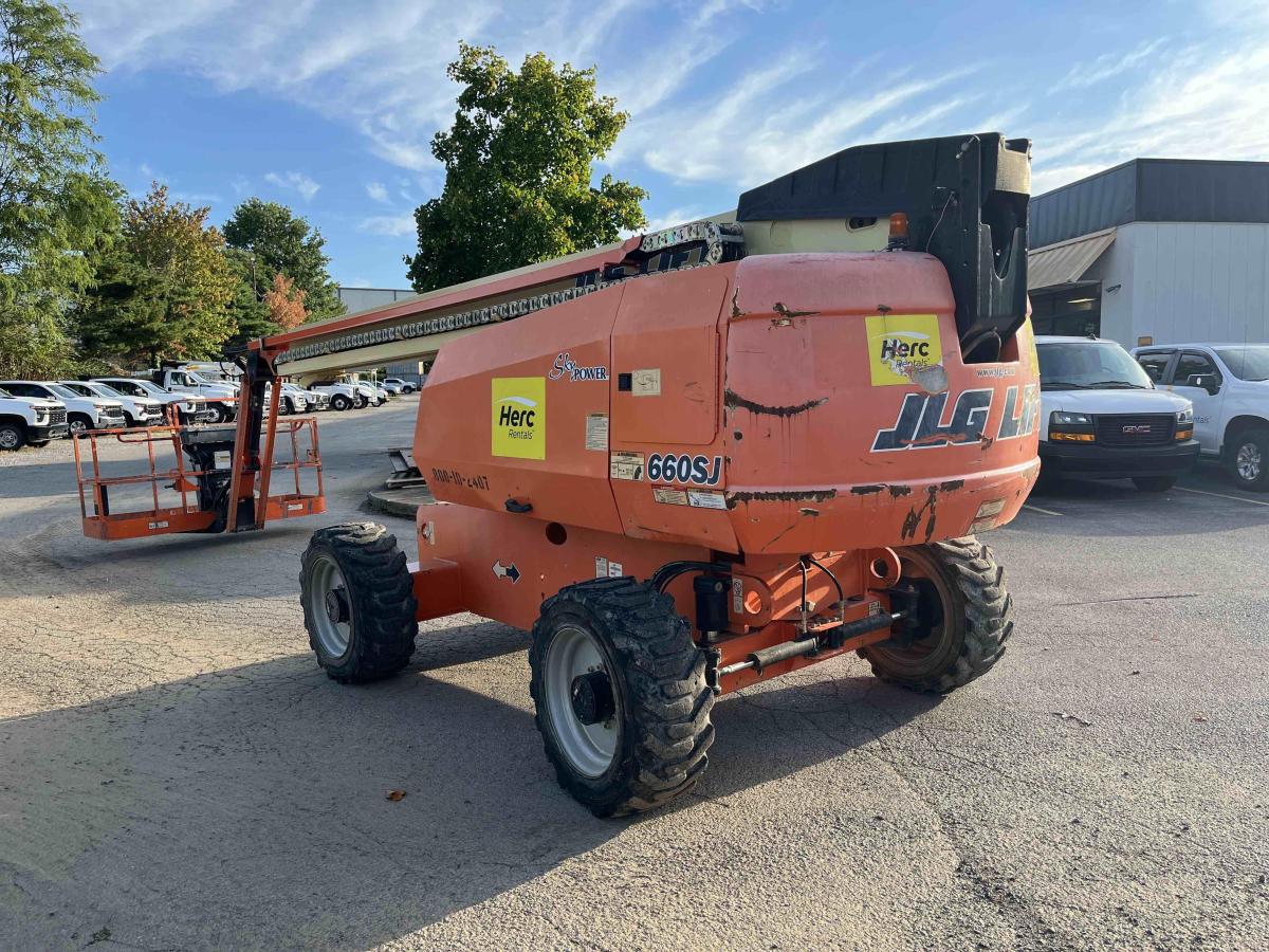 2016 JLG 660SJ