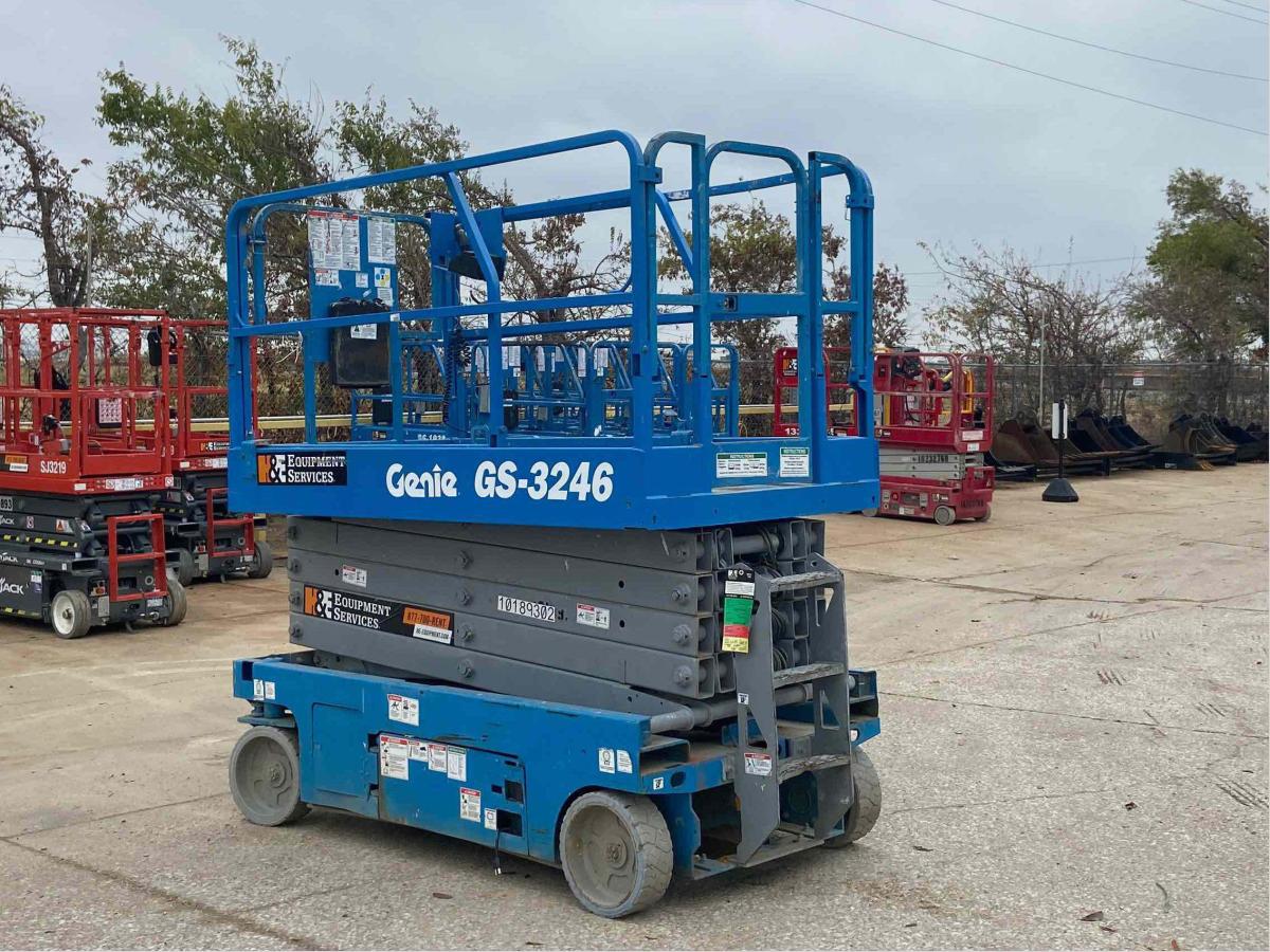 2016 Genie GS-3246-4