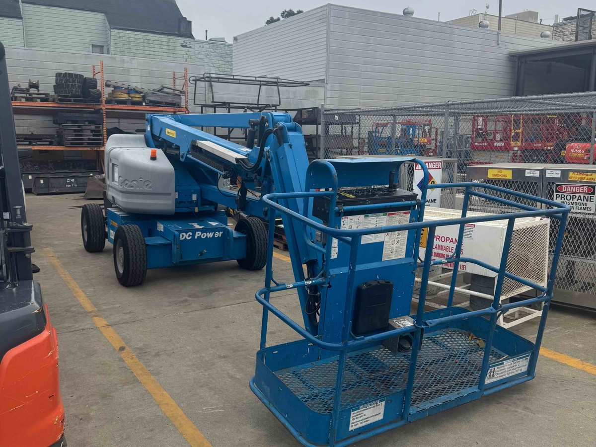 2015 Genie Z-45/25J-4
