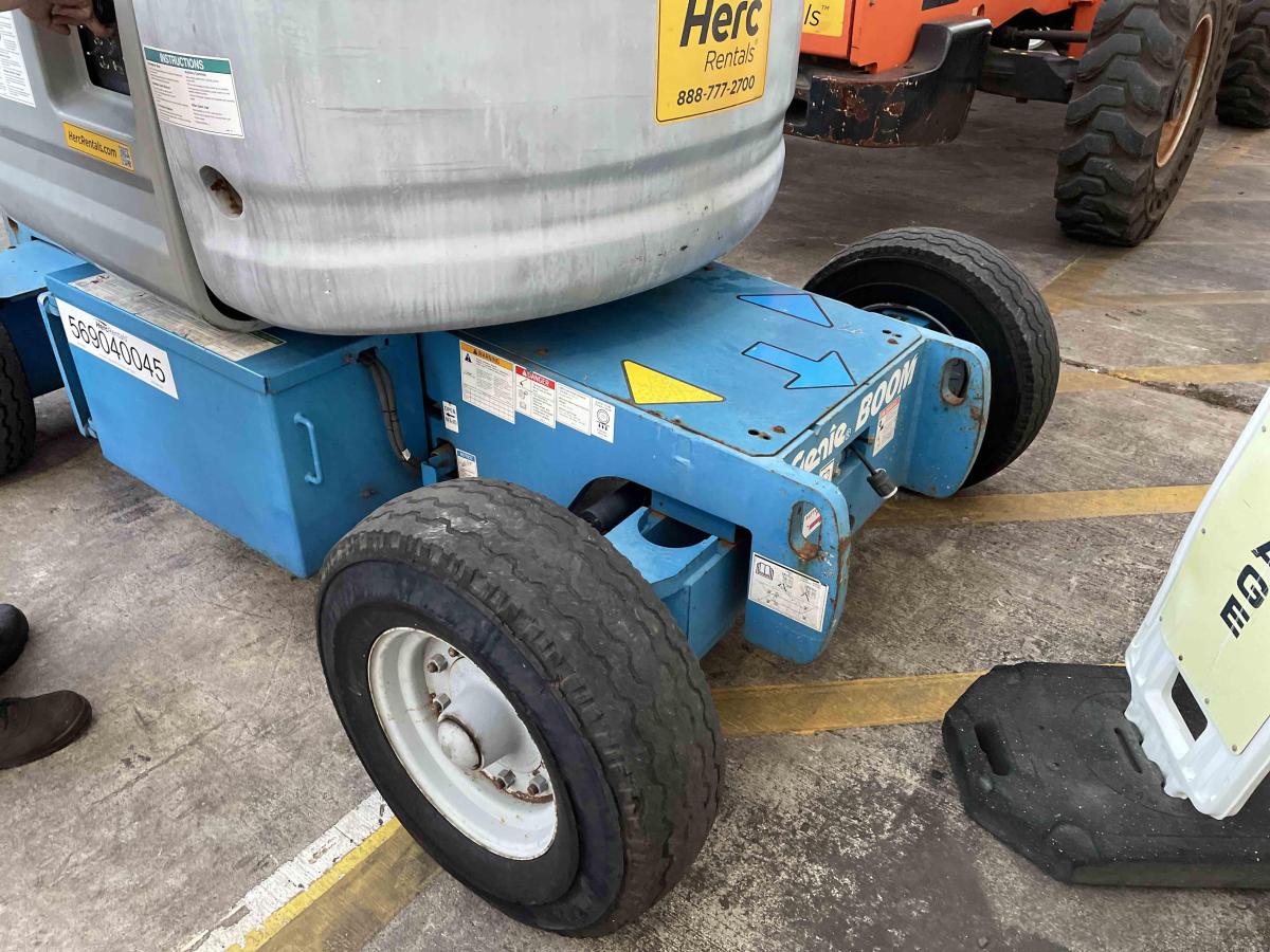 2015 Genie Z-45/25