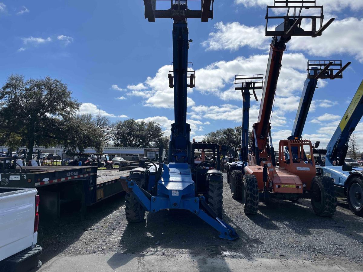 2018 Genie GTH-1056
