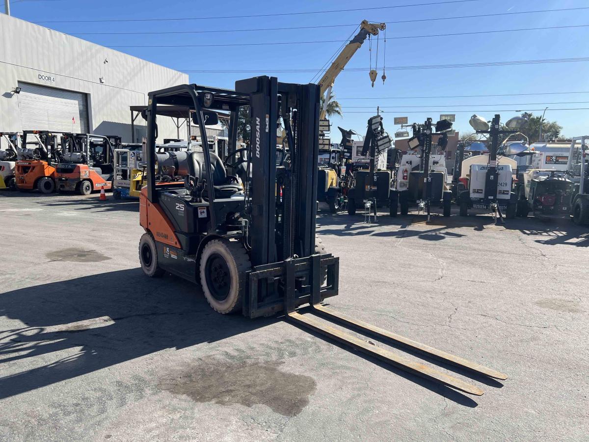 2018 Doosan G25N-7