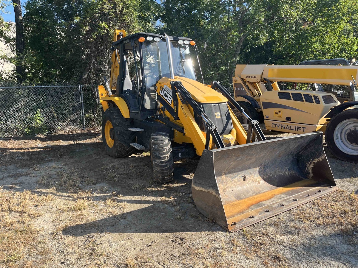 2022 JCB 3CX-2