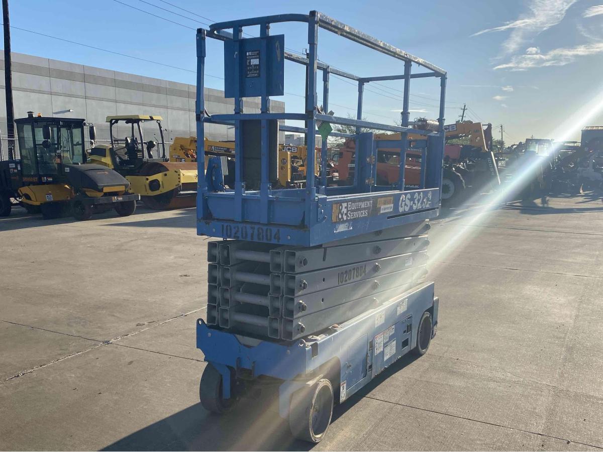 2017 Genie GS-3232-1
