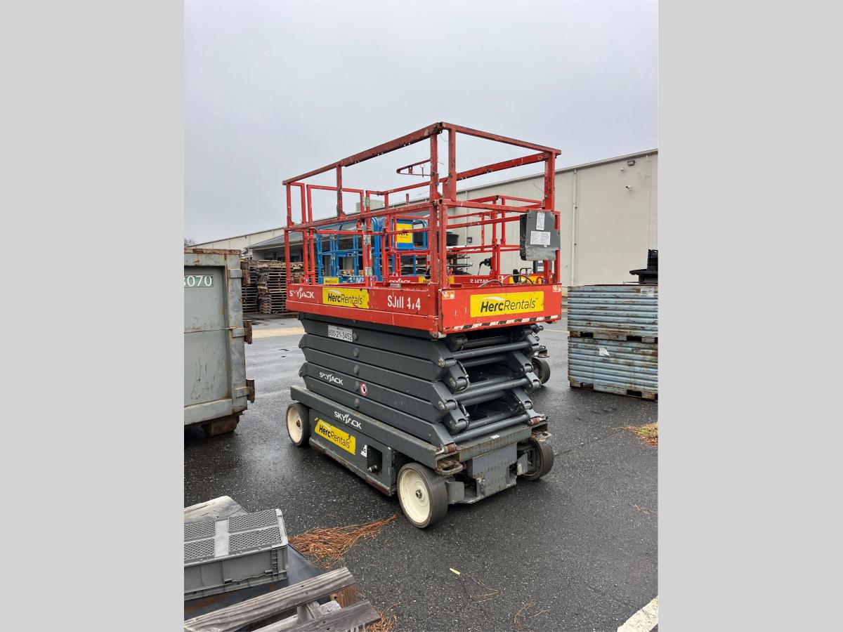 2018 Skyjack SJ4740