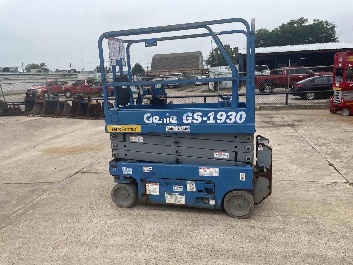 2018 Genie GS-1930