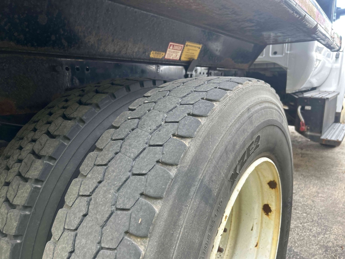 2019 Ford F750-11