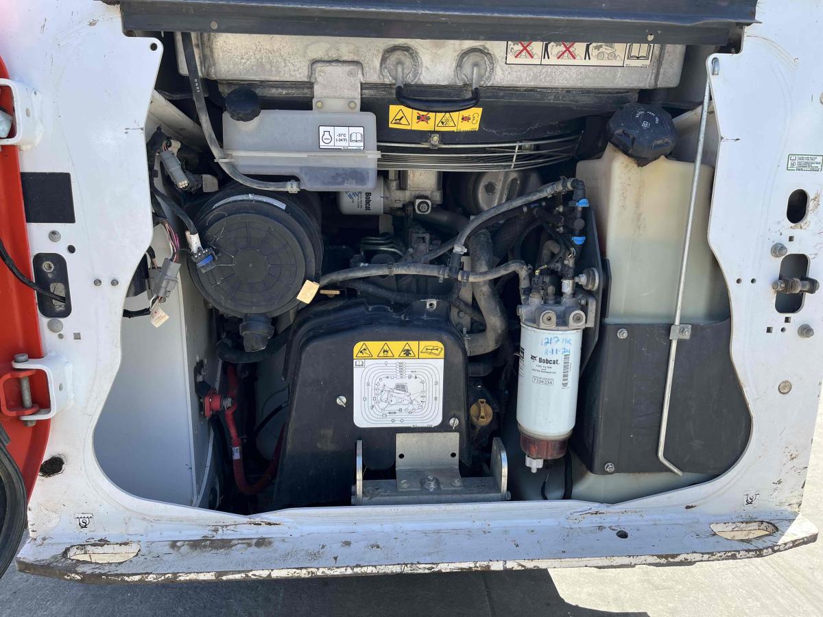 2020 Bobcat T76