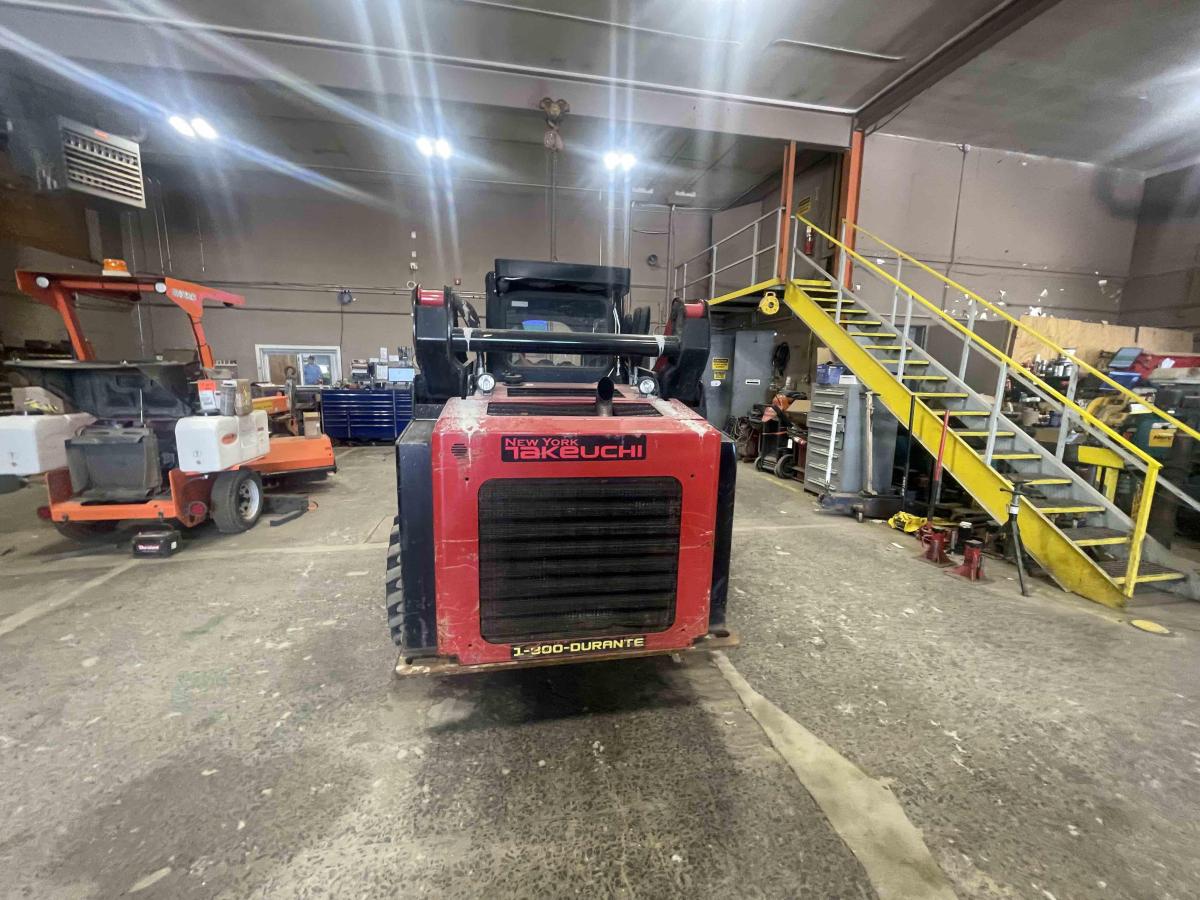 2018 Takeuchi TS80V