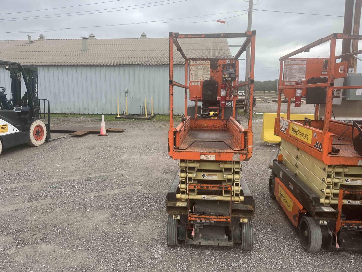 2018 JLG 1932R
