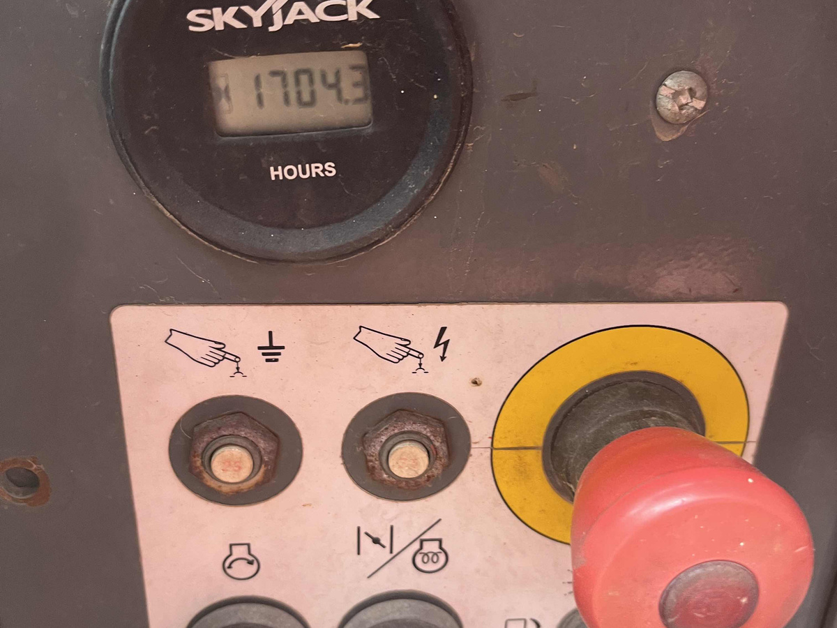 2019 Skyjack SJ-6826RT-10