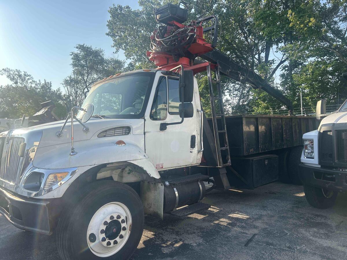 2003 International 7400-5