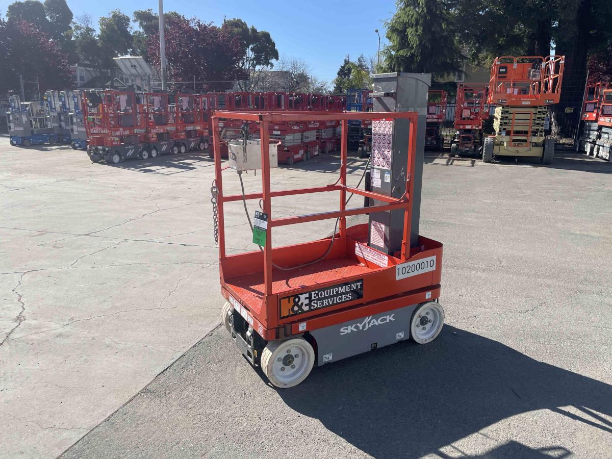 2016 Skyjack SJ12
