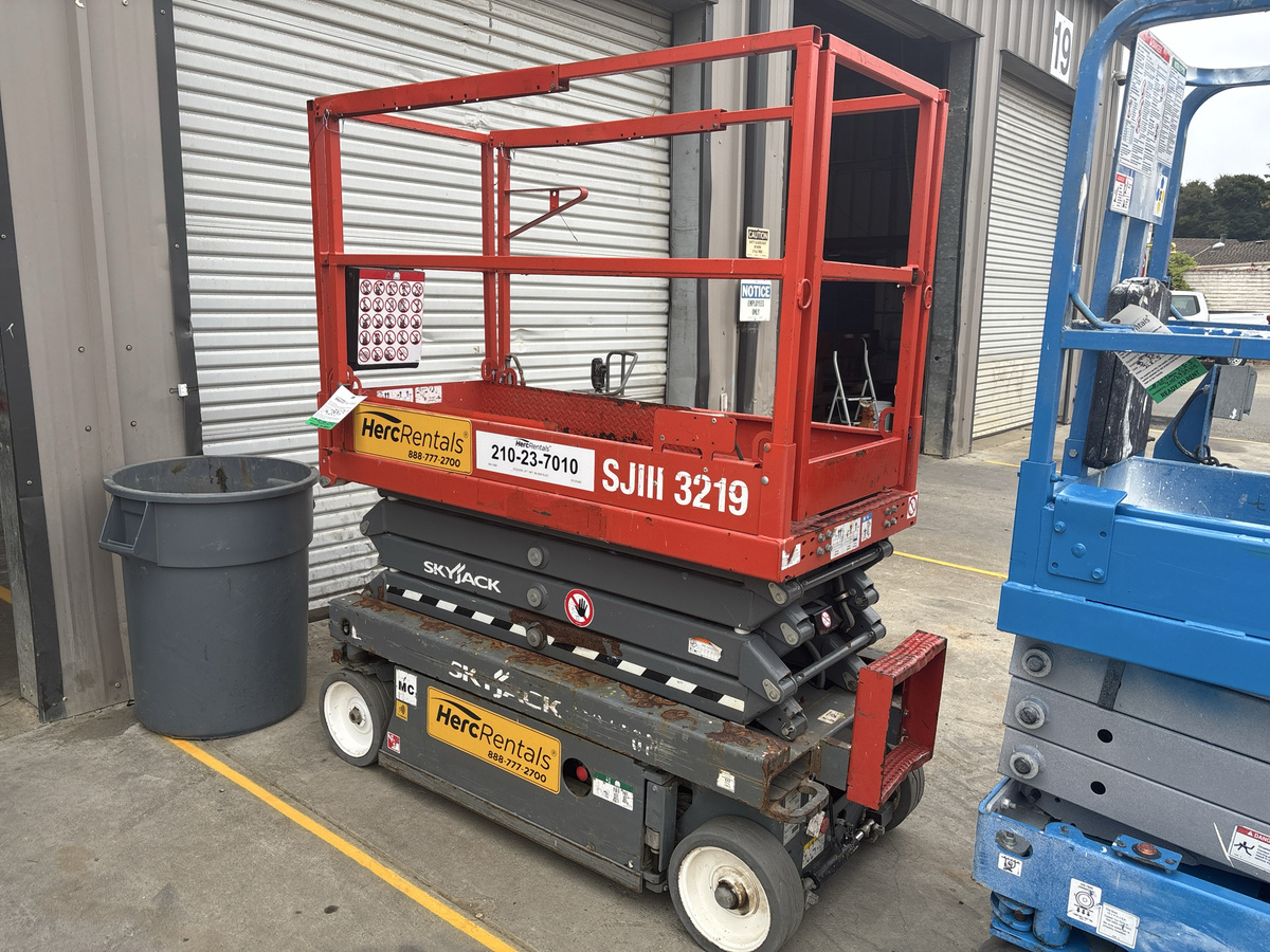 2018 Skyjack SJ3219