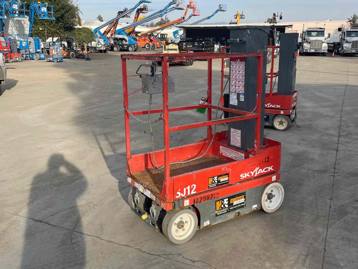 2016 Skyjack SJ12