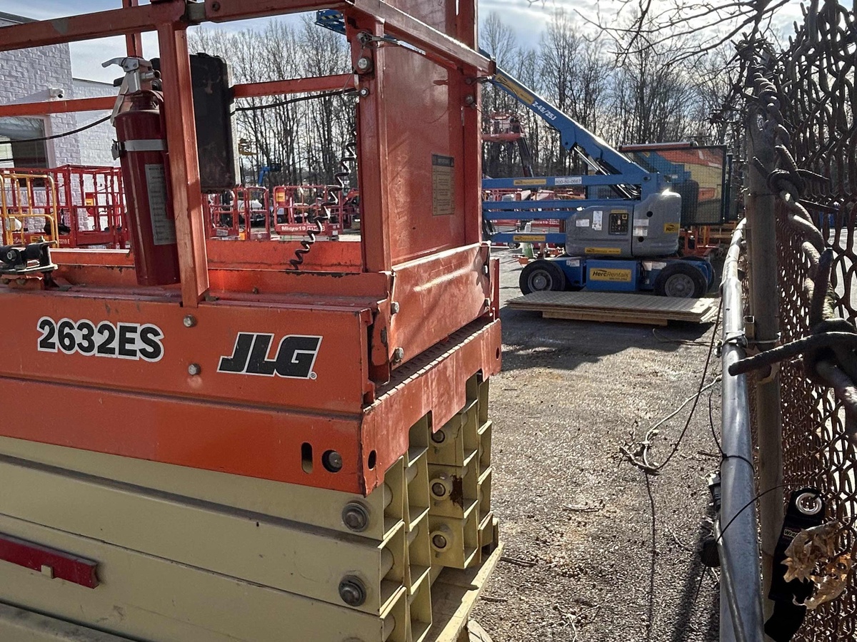 2018 JLG 2632ES-3