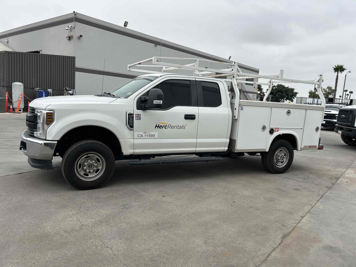 2019 Ford F350-3