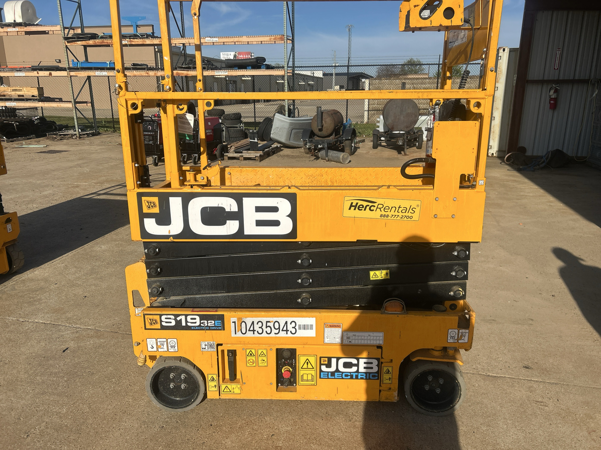 2024 JCB S1932E-11
