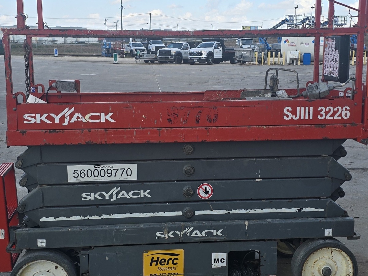 2018 Skyjack SJ3226-8