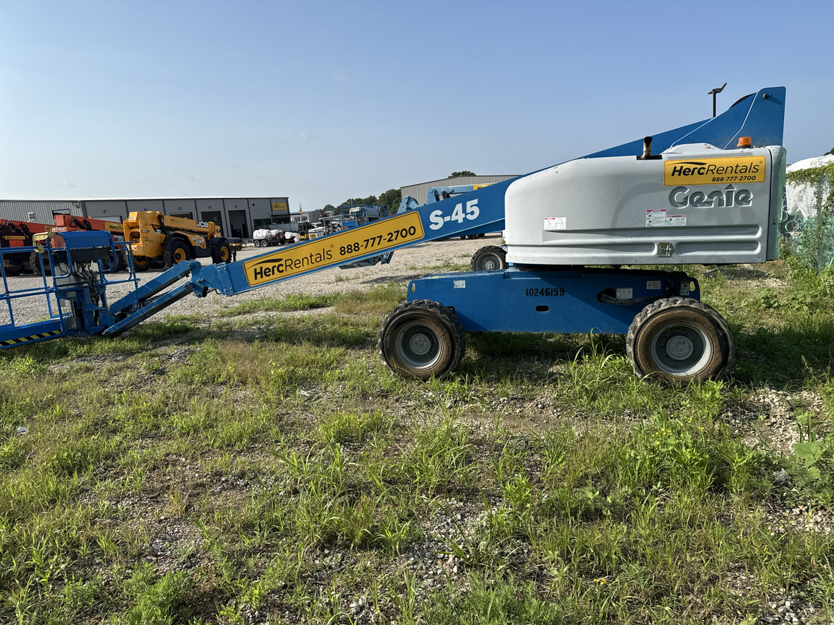 2018 Genie S-45-4