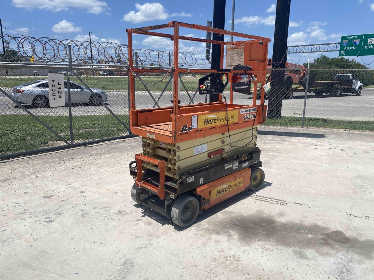 2018 JLG 1932R-2