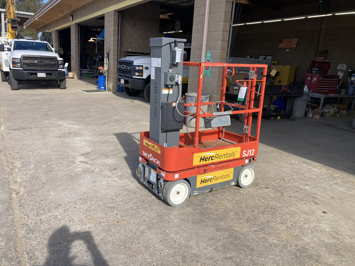 2019 Skyjack SJ12