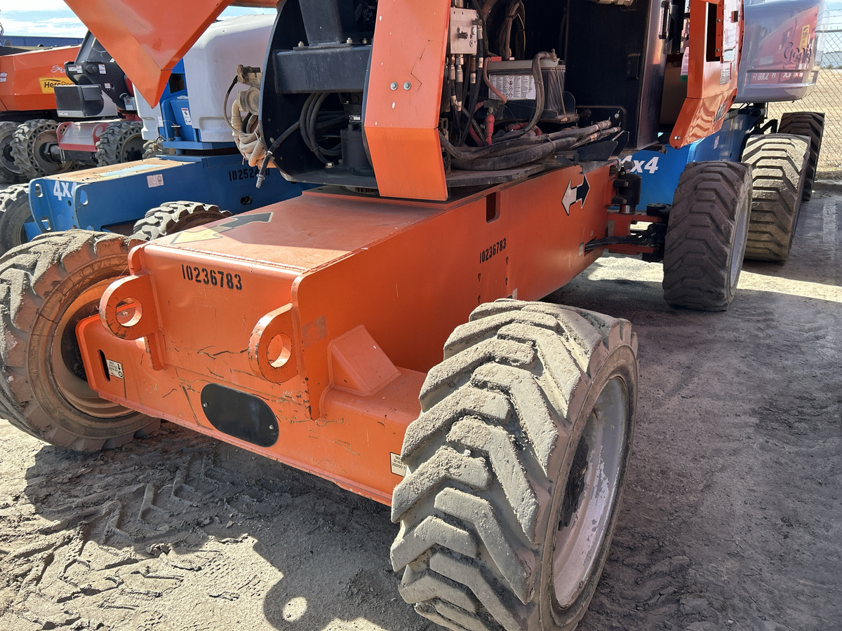 2018 JLG 860SJ-12