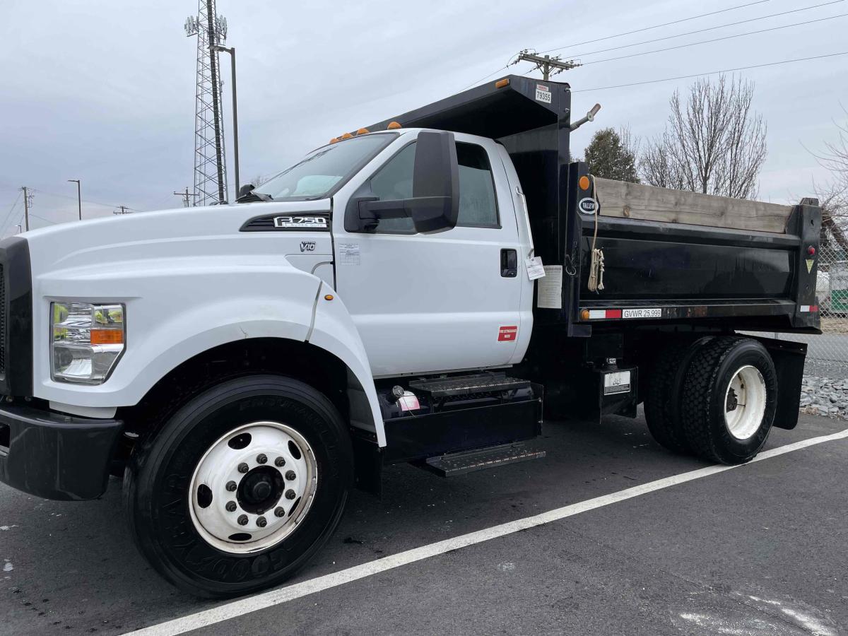 2018 Ford F750