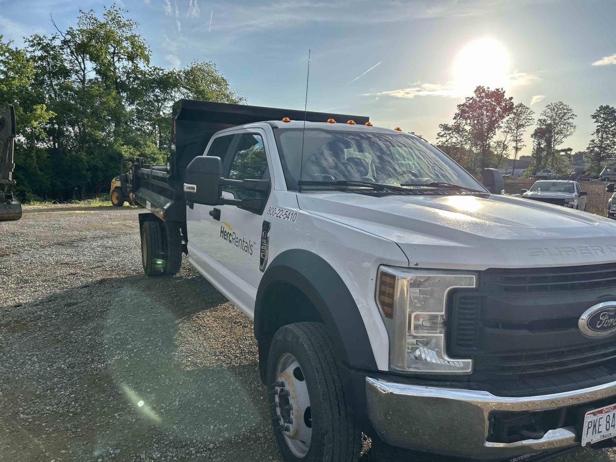 2018 Ford F550-3