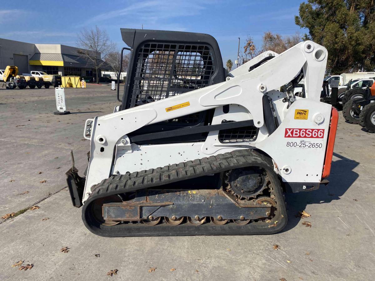 2019 Bobcat T740