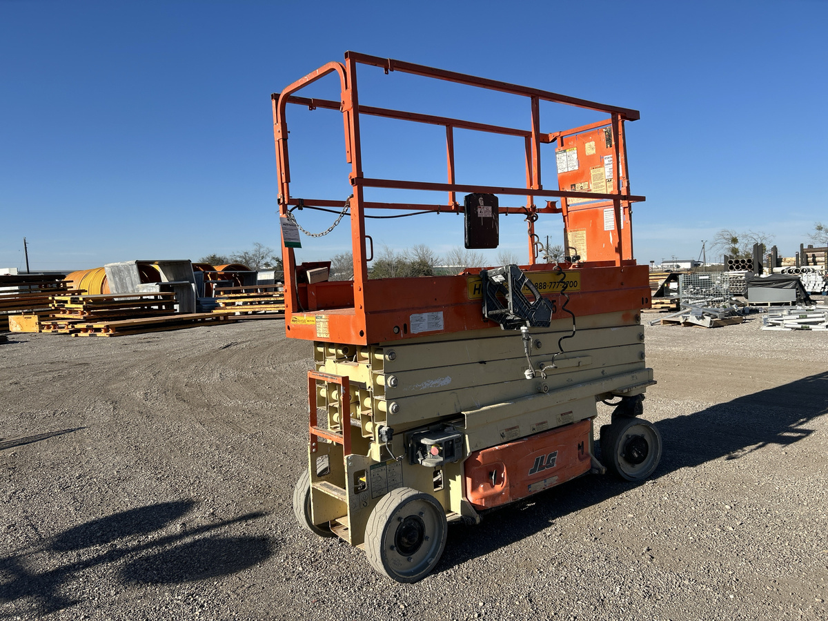 2015 JLG 2632ES
