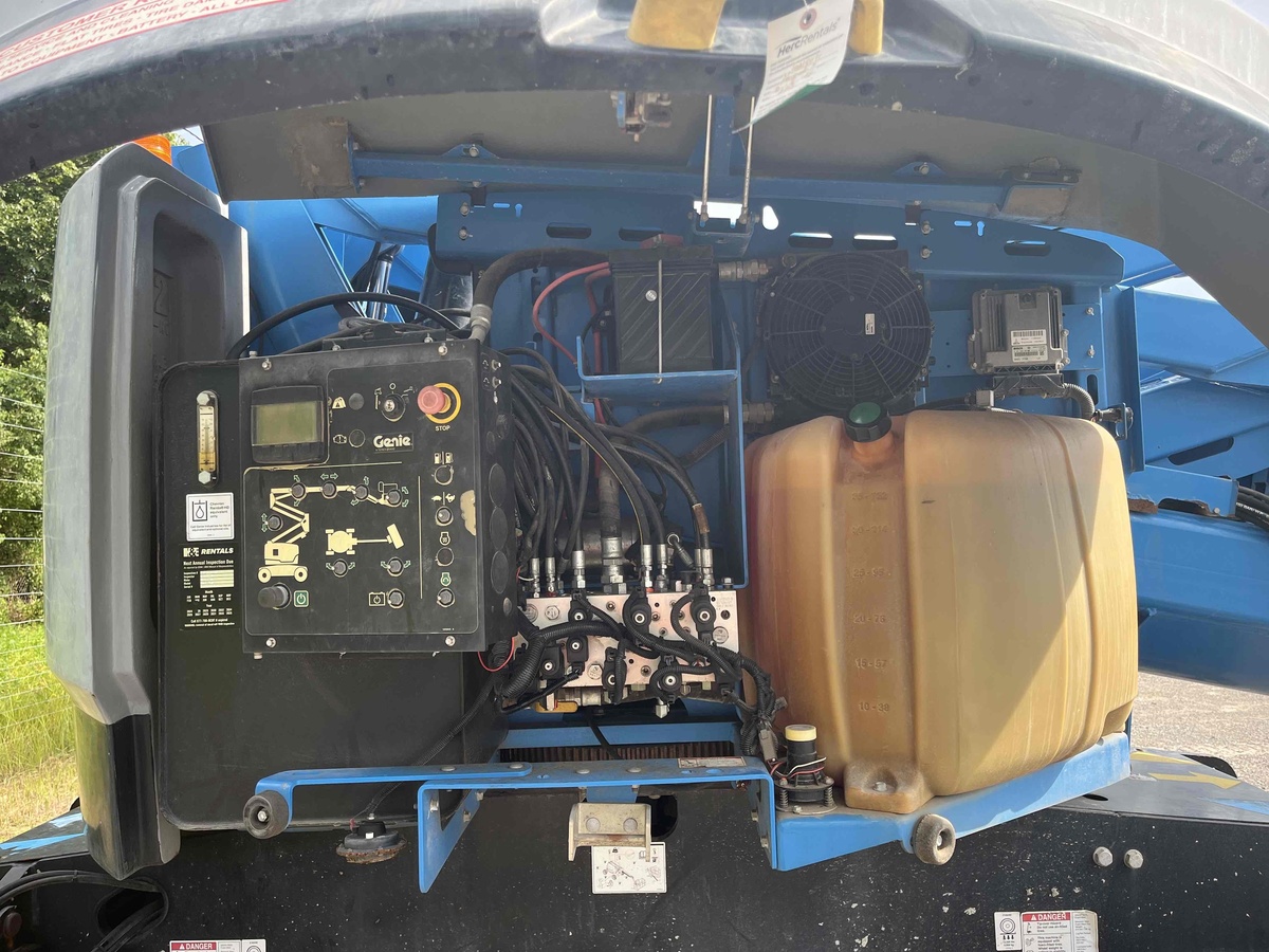 2017 Genie Z-62/40-9