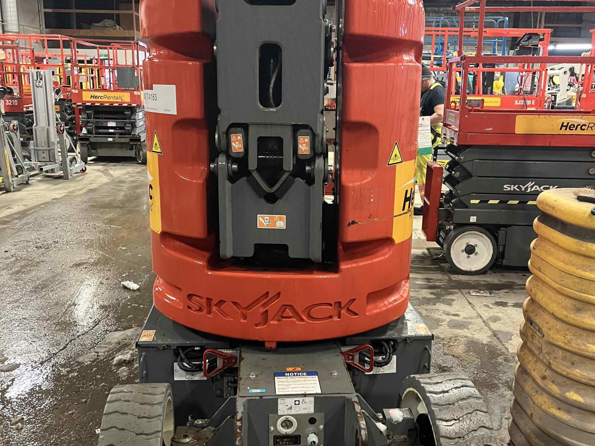 2017 Skyjack SJ30 AJE-4