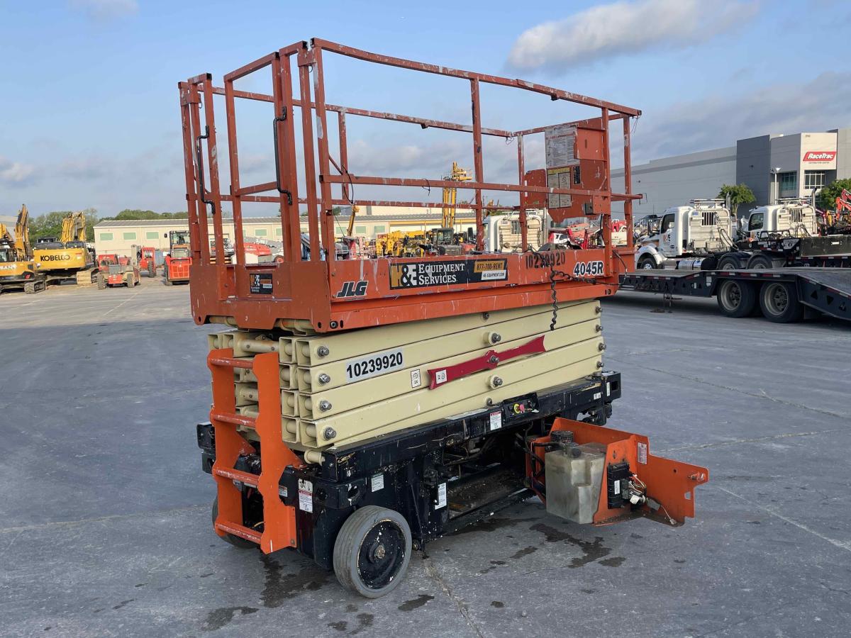 2018 JLG 4045R