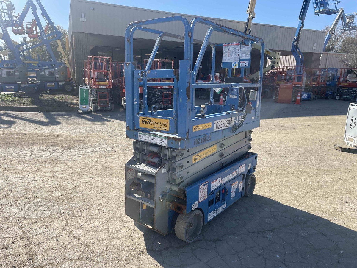 2018 Genie GS-1930-4