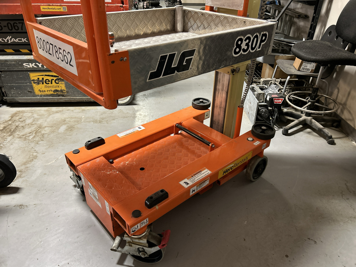 2020 JLG 830P-10