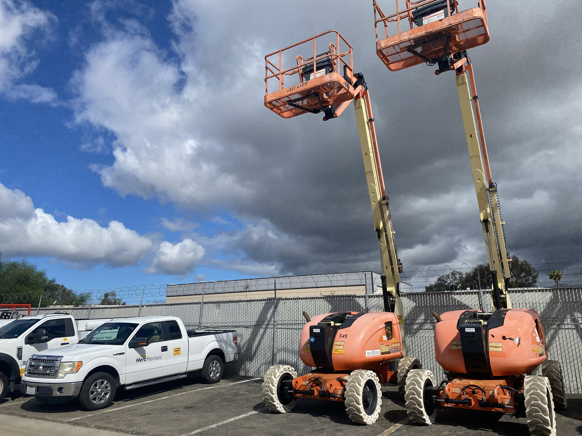 2015 JLG 600AJN Narrow-3