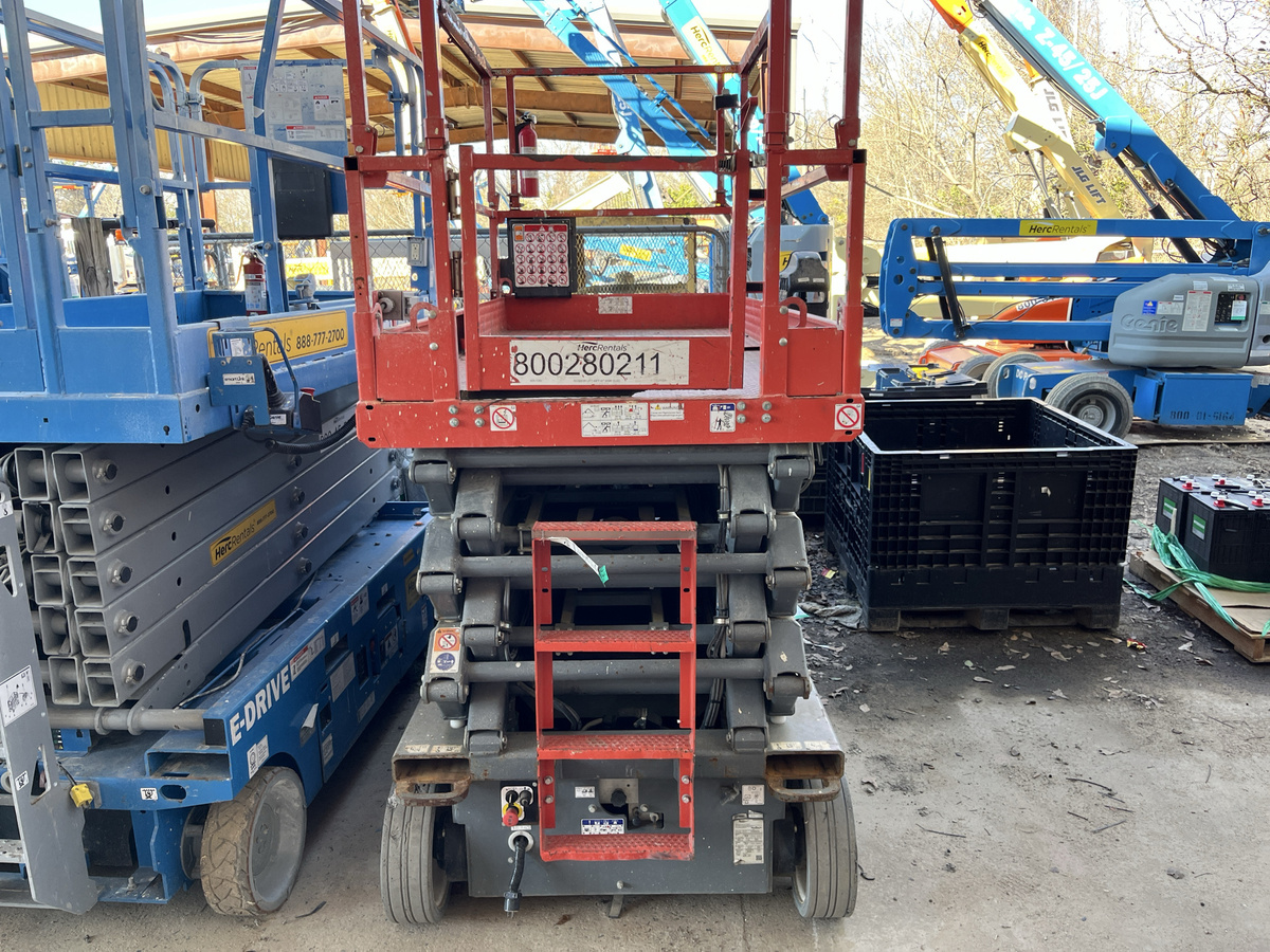 2020 Skyjack SJ4740-2