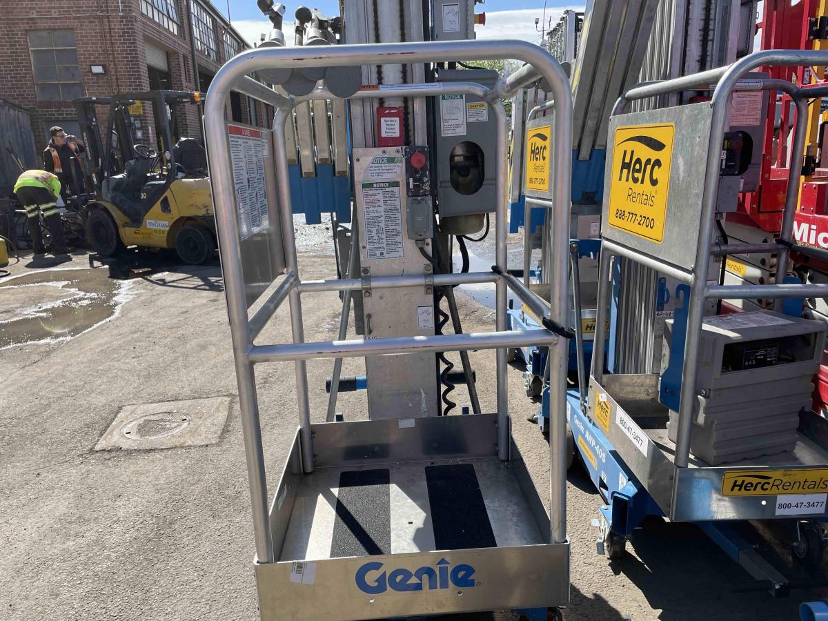 2016 Genie AWP-25S