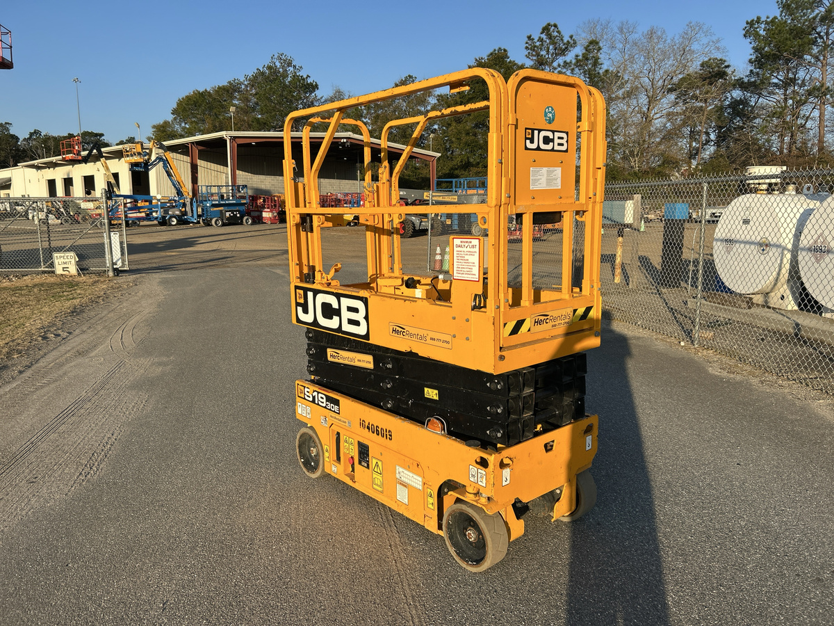 2022 JCB S1930E