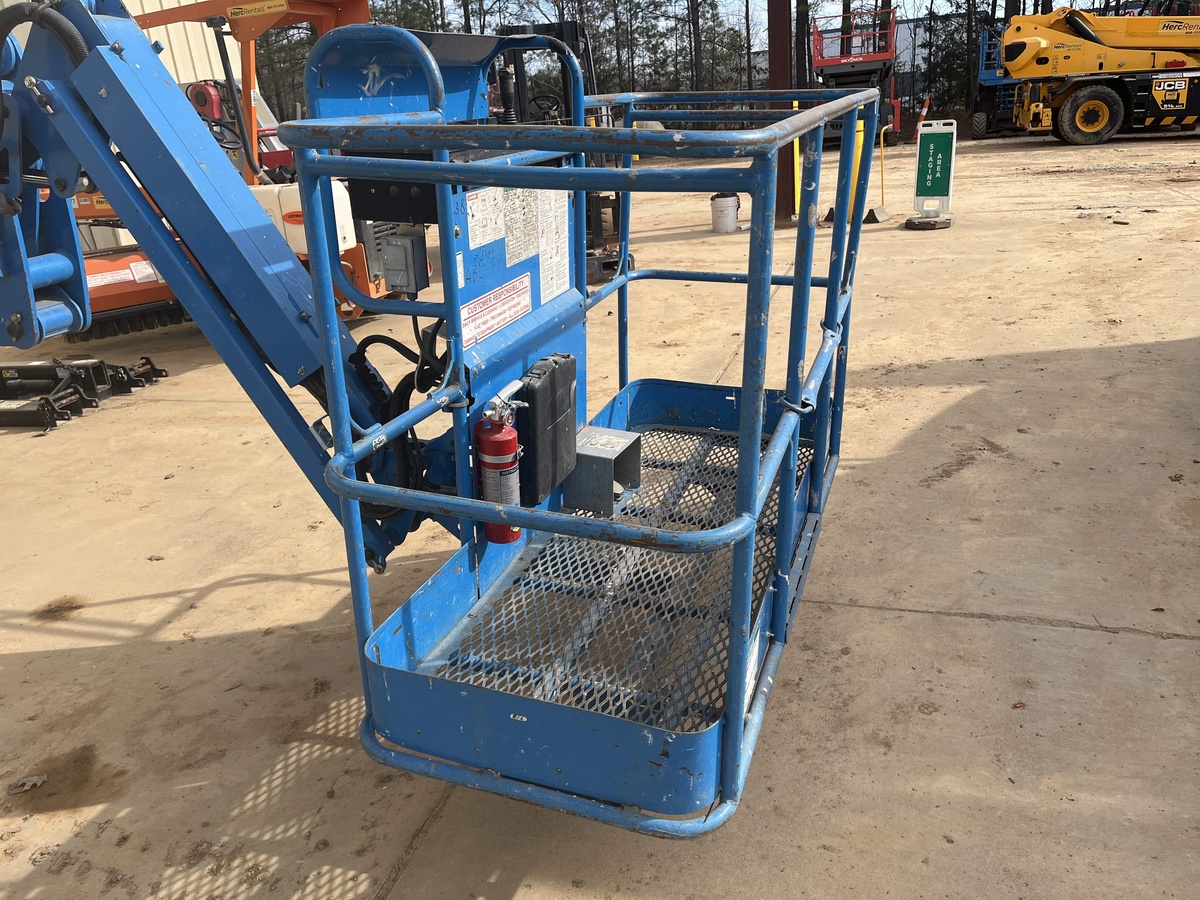 2015 Genie Z-45/25-8