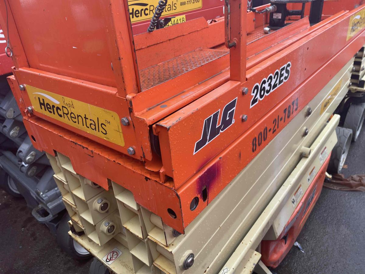 2018 JLG 2632ES