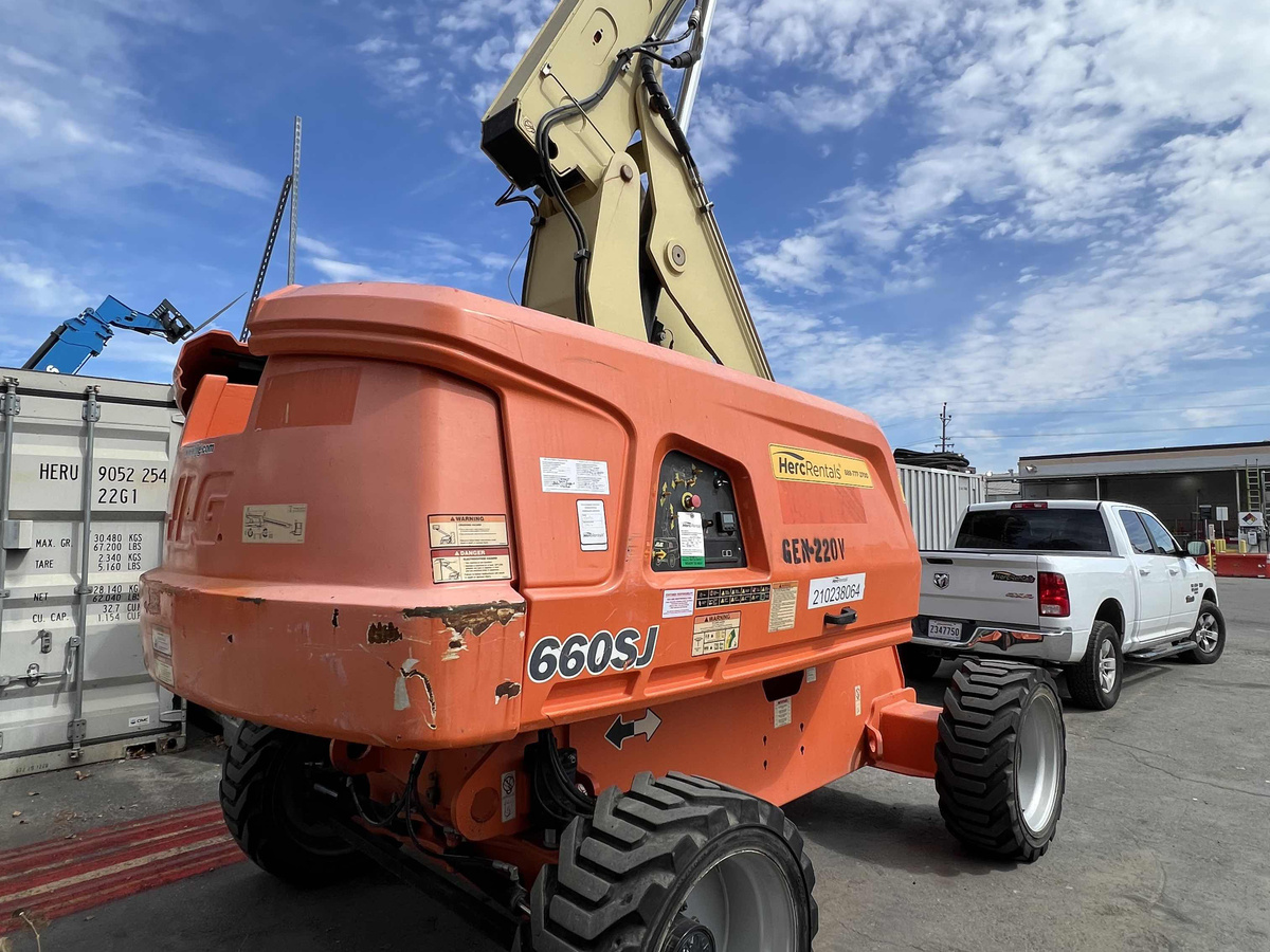 2018 JLG 660SJ-5