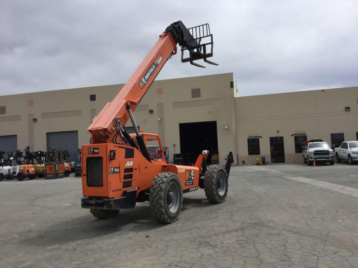 2018 SkyTrak 10054