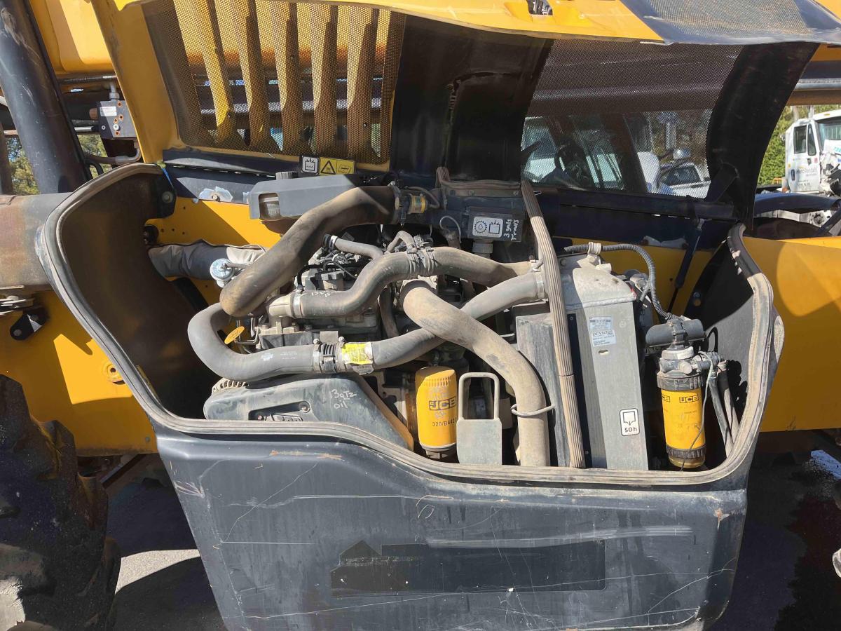 2018 JCB 510-56