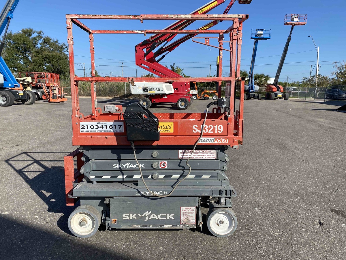 2021 Skyjack SJ3219-5