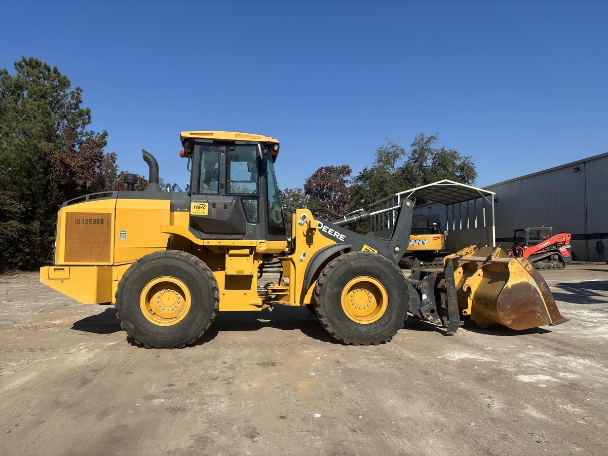 2021 John Deere 524 P-3